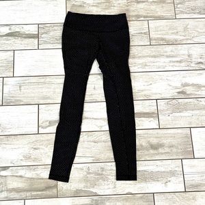 Lululemon Wunder Under Pants Sz 4